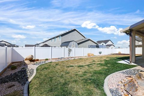 Tiny photo for 3301 W 3175 S, West Haven, UT 84401 (MLS # 2145087)