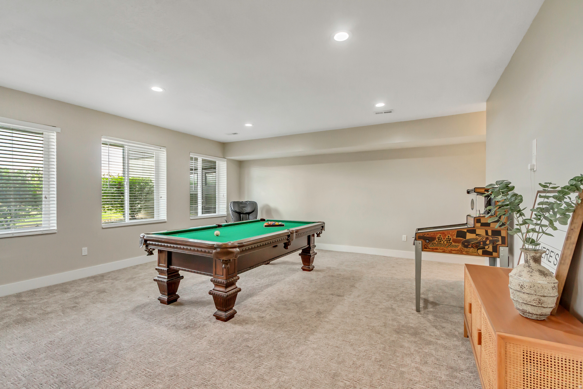 JORDAN HEIGHTS - Residential