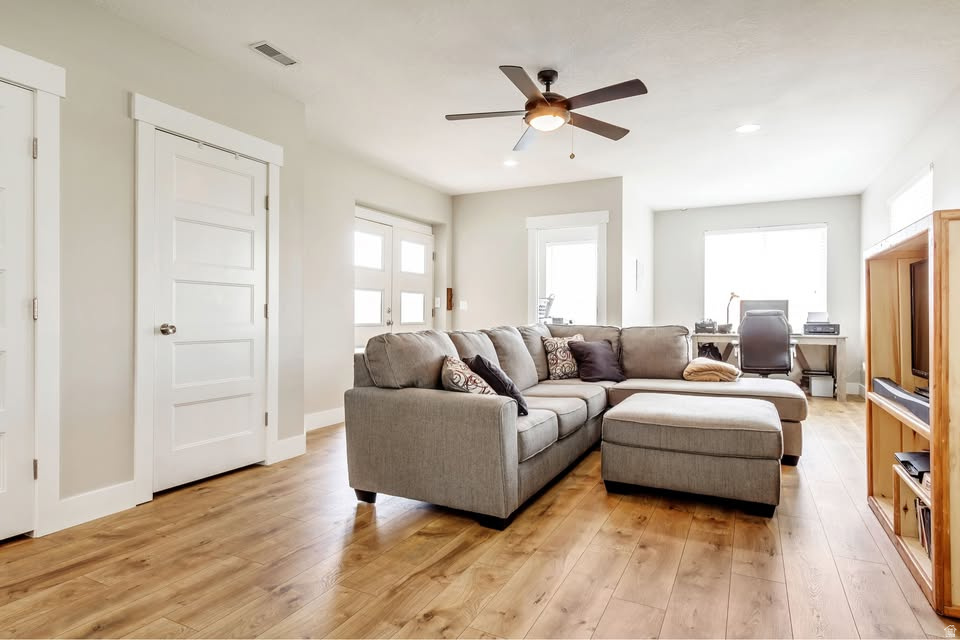 JORDAN HEIGHTS - Residential