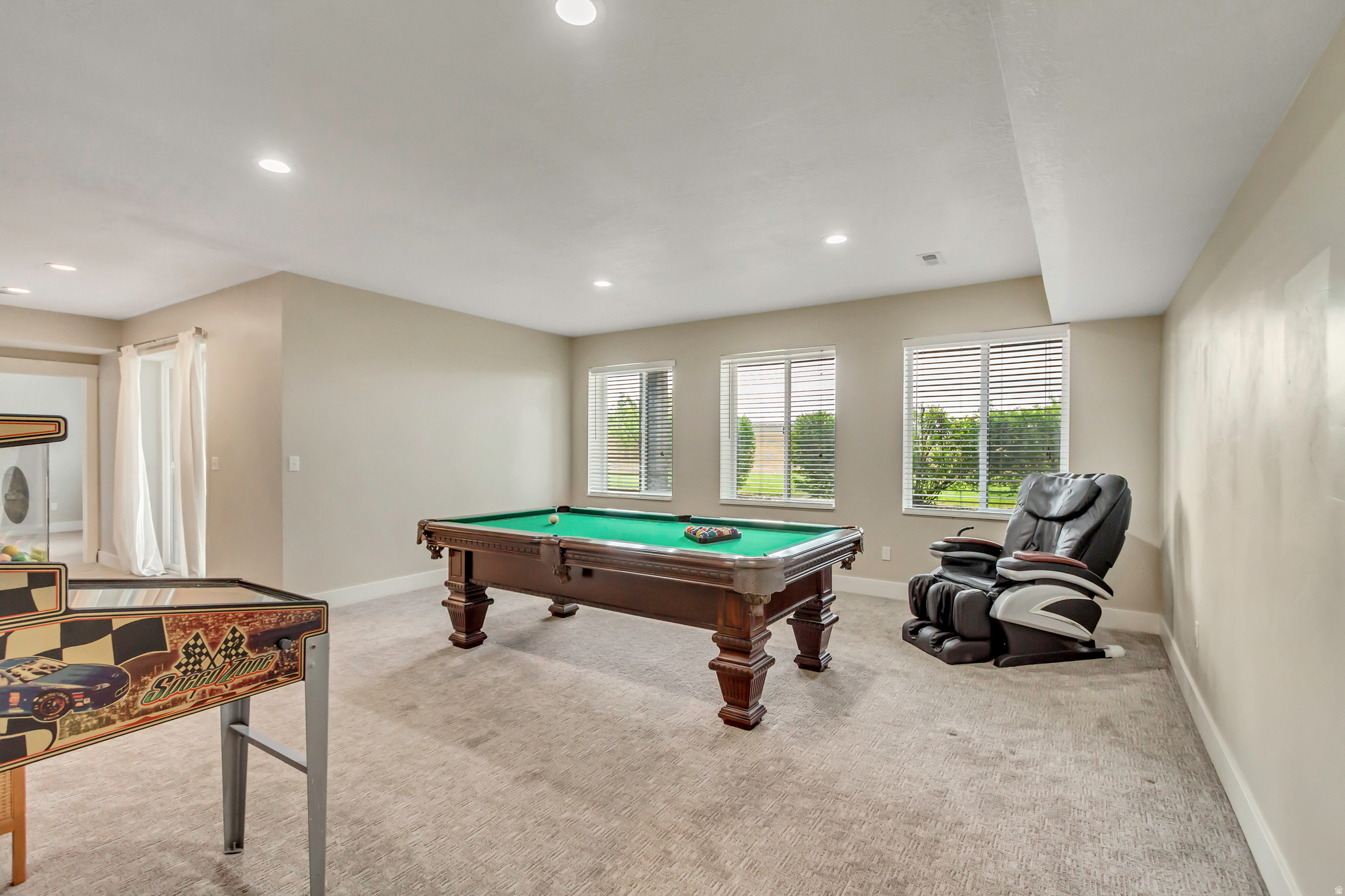 JORDAN HEIGHTS - Residential