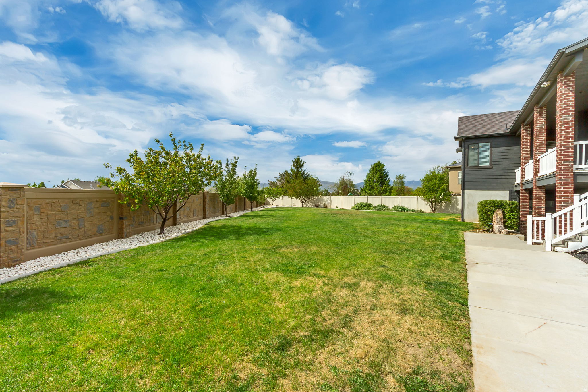 JORDAN HEIGHTS - Residential