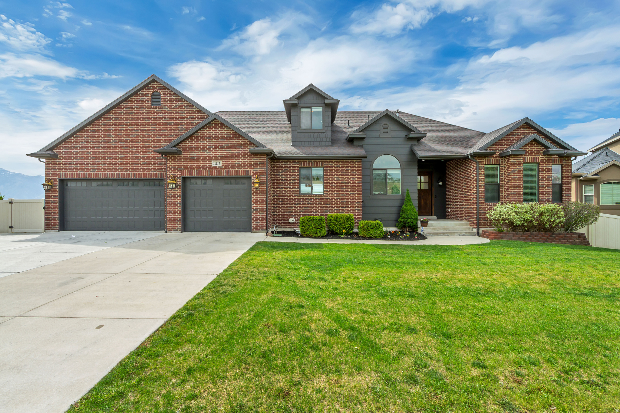 JORDAN HEIGHTS - Residential