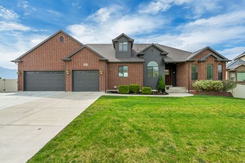 Photo of 11217 S HAMPTON WAY, South Jordan, UT 84095 (MLS # 2157990)