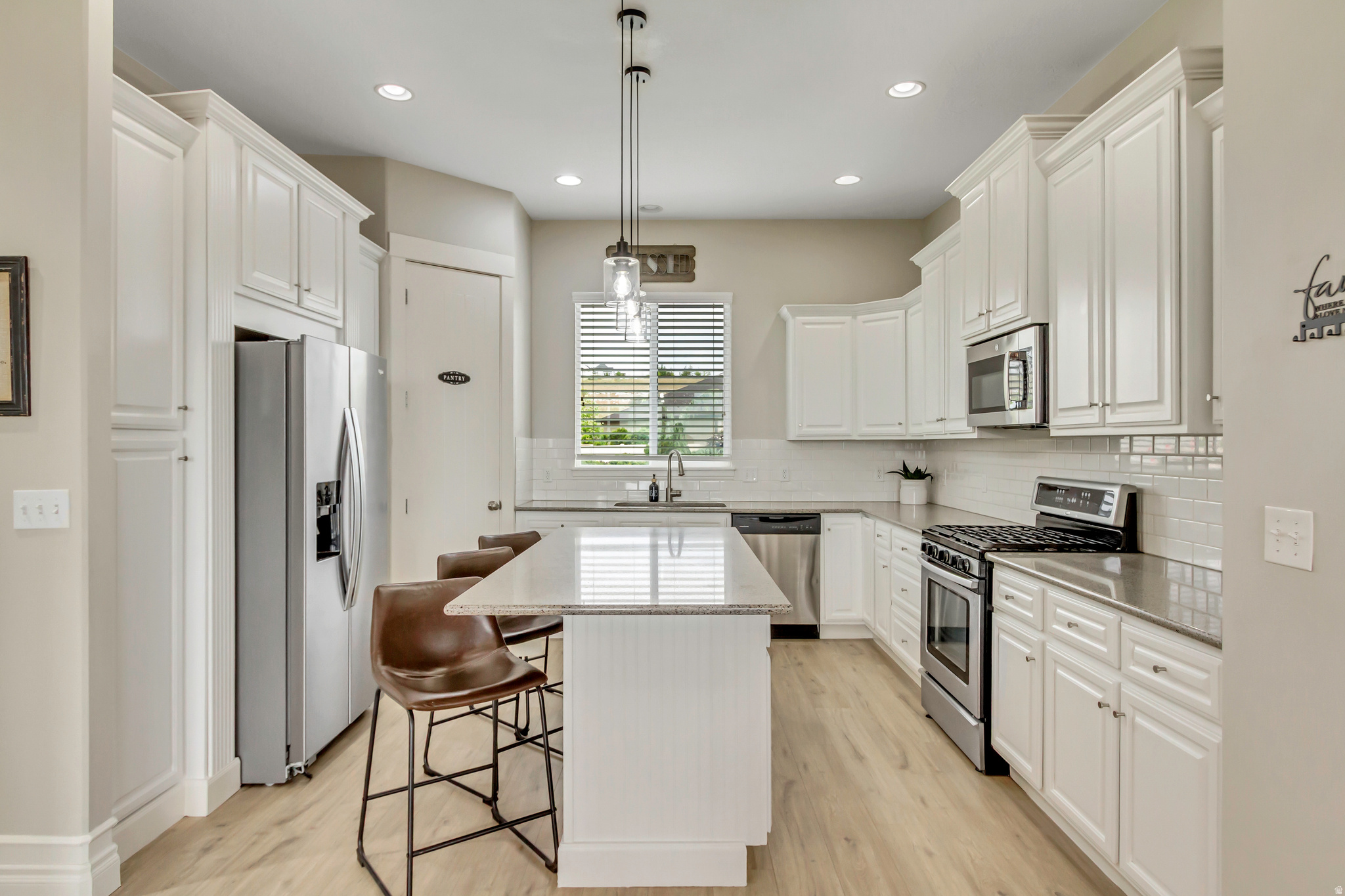 JORDAN HEIGHTS - Residential