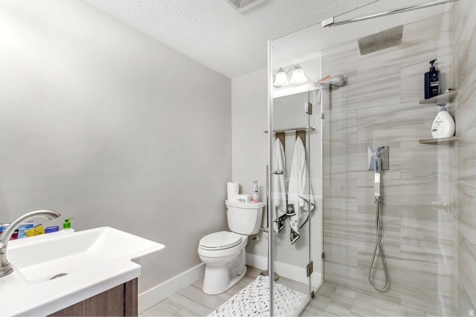 JORDAN HEIGHTS - Residential