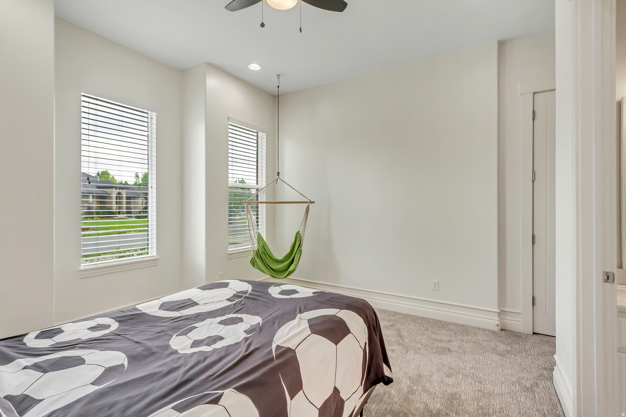 JORDAN HEIGHTS - Residential