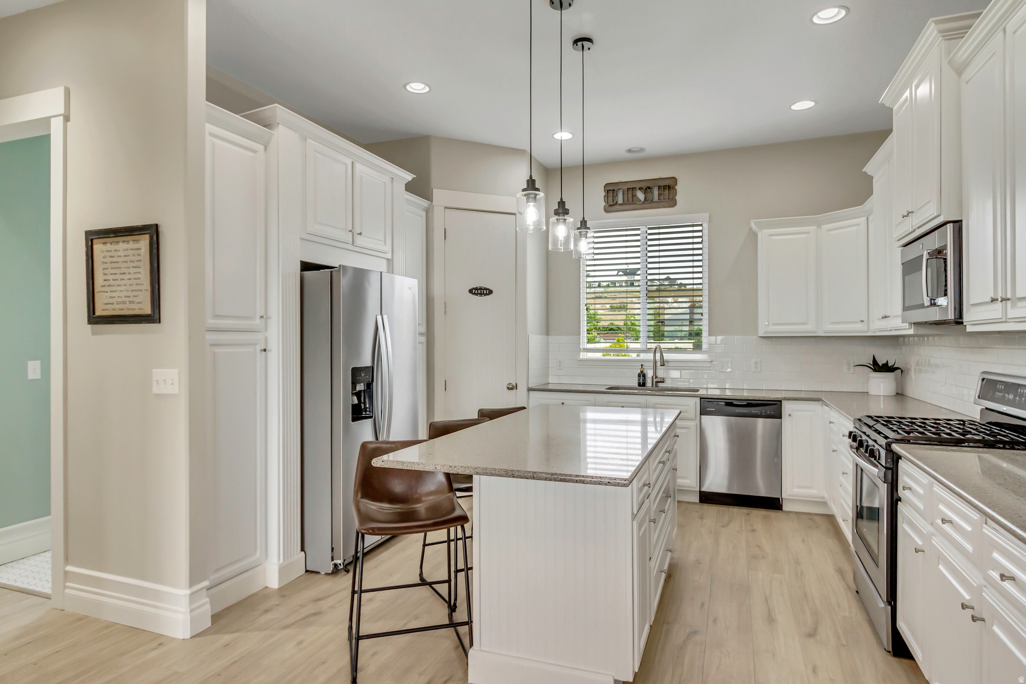 JORDAN HEIGHTS - Residential