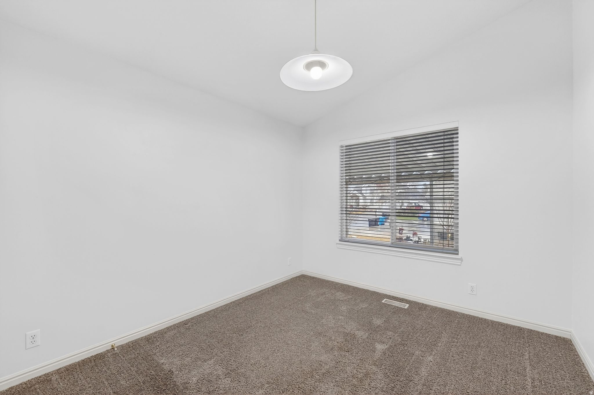 CAPTAINS ISLAND - Residential