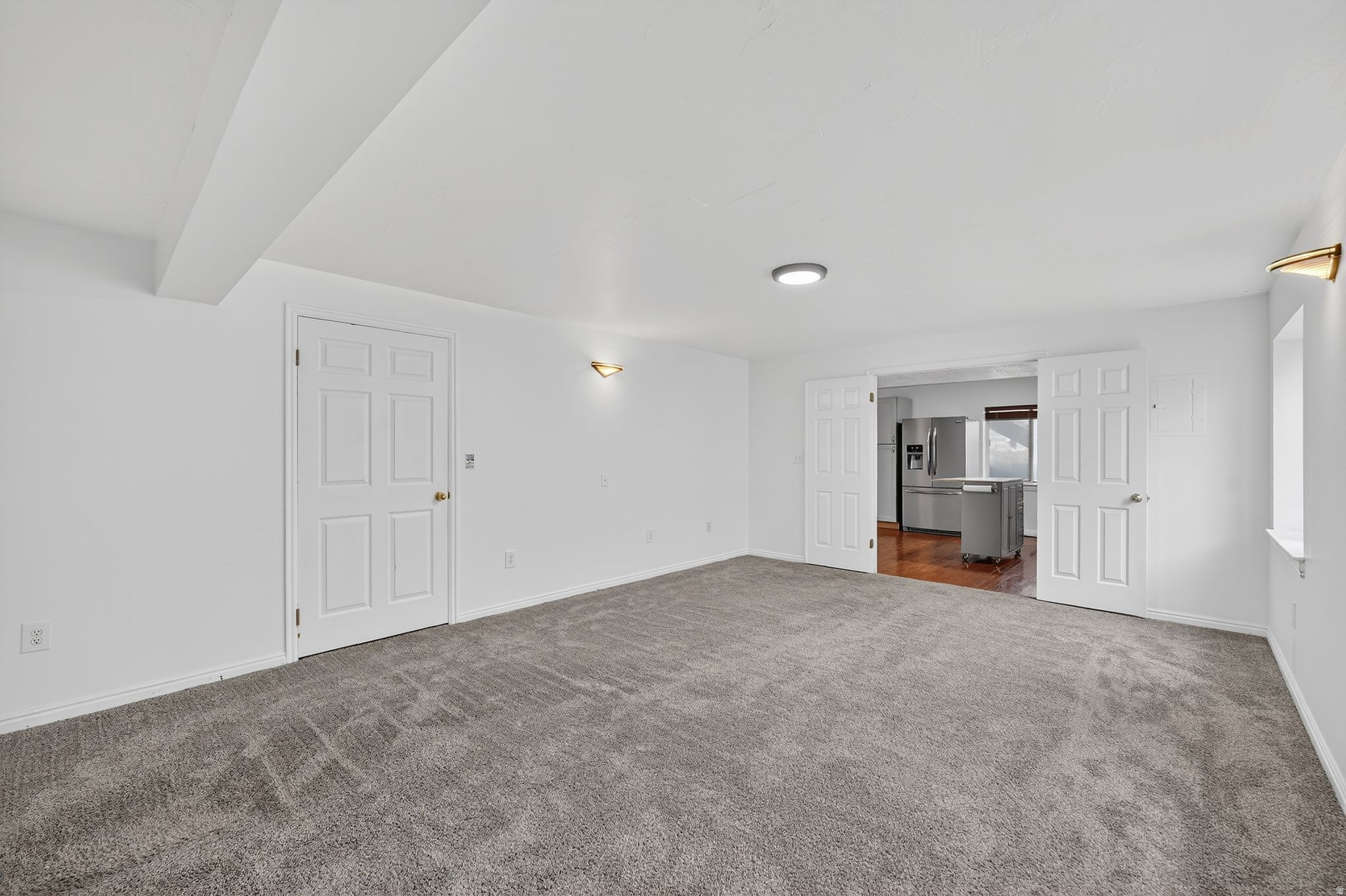 CAPTAINS ISLAND - Residential