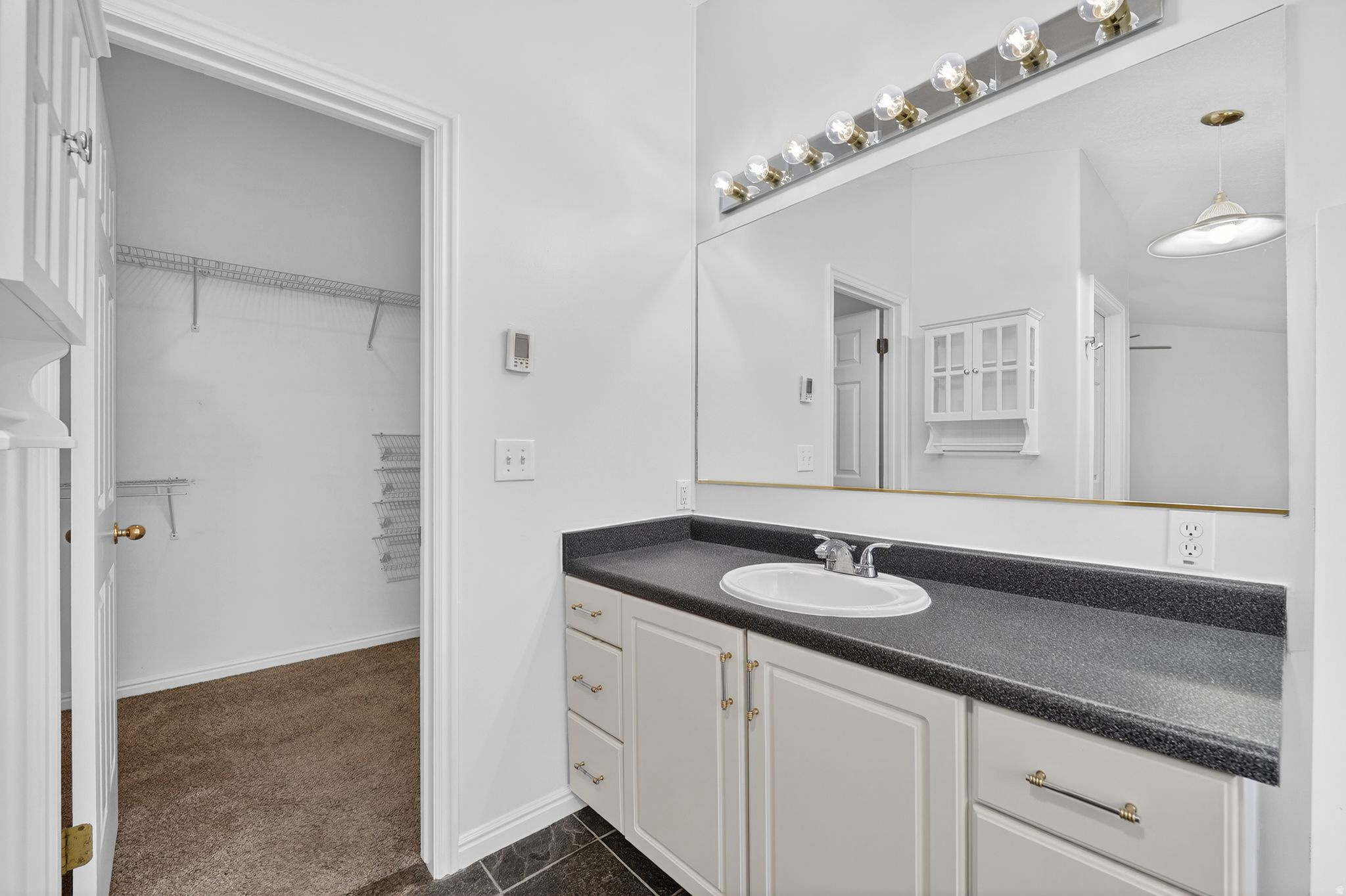 CAPTAINS ISLAND - Residential