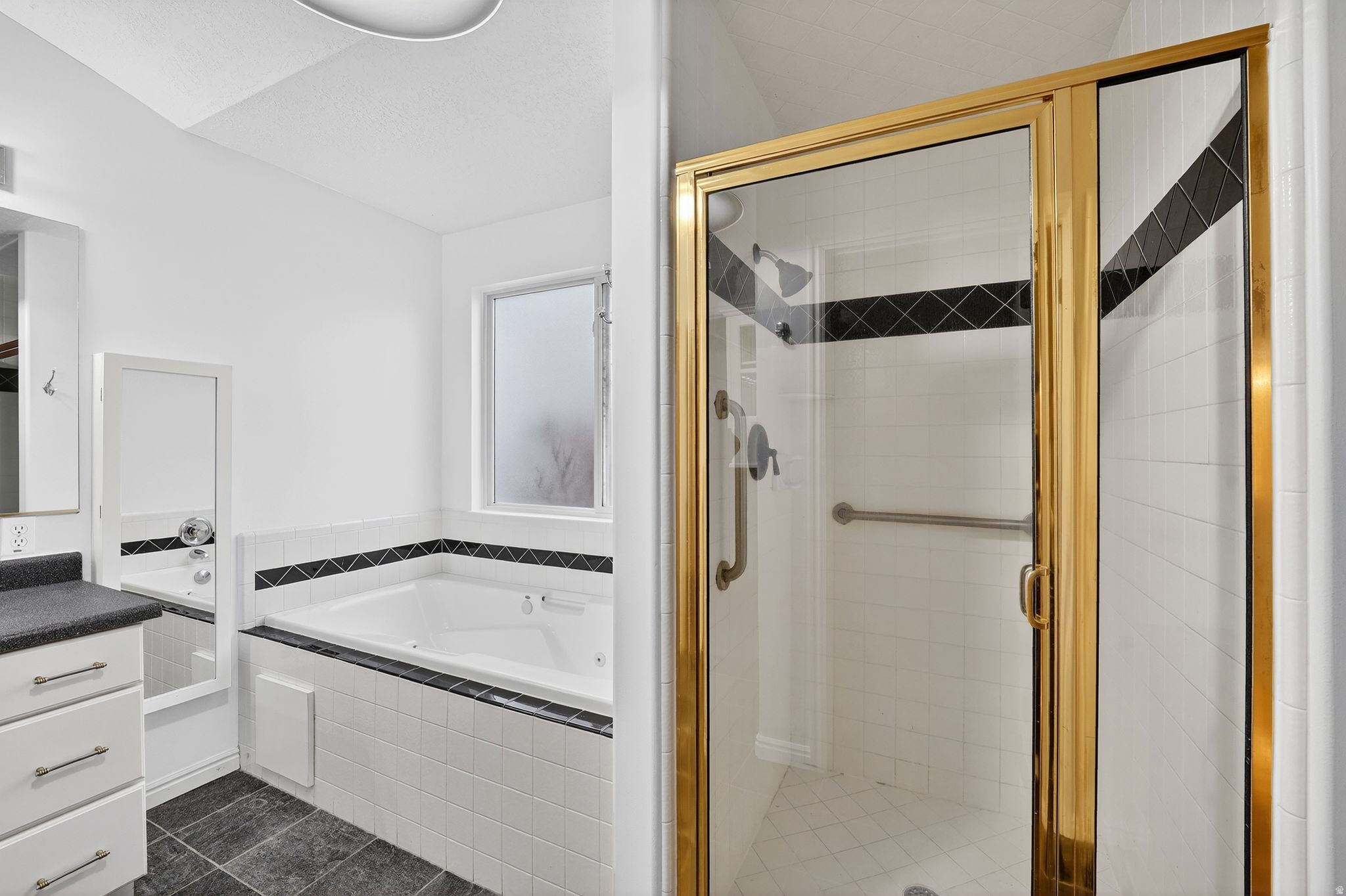 CAPTAINS ISLAND - Residential