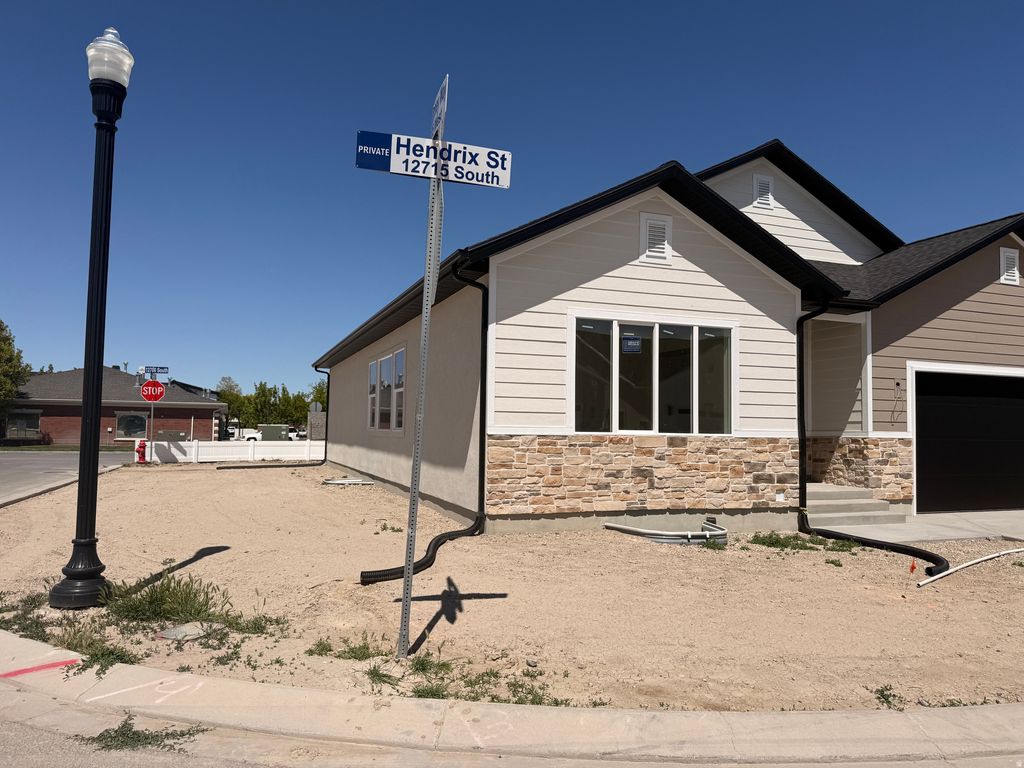 Photo of 1226 W HENDRIX ST #154, Riverton, UT 84065 (MLS # 2153282)