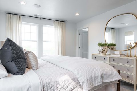 Tiny photo for 869 S MATHINLDA DR, Saratoga Springs, UT 84045 (MLS # 2139697)