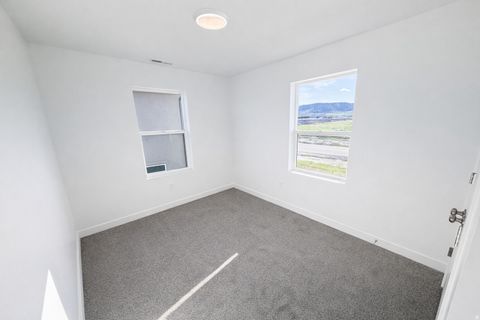 Tiny photo for 869 S MATHINLDA DR, Saratoga Springs, UT 84045 (MLS # 2139697)
