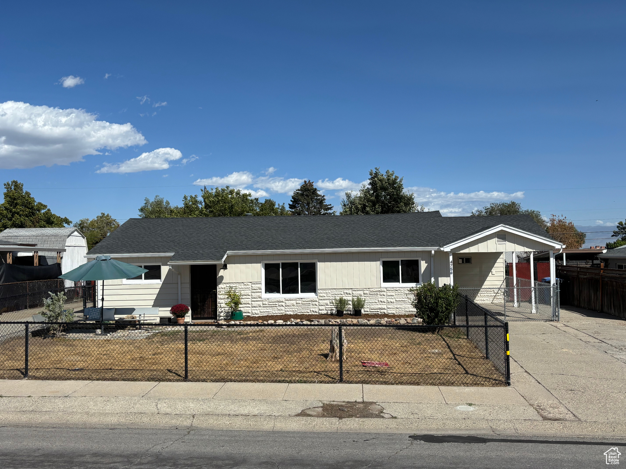 HOFFMAN HEIGHTS - Residential