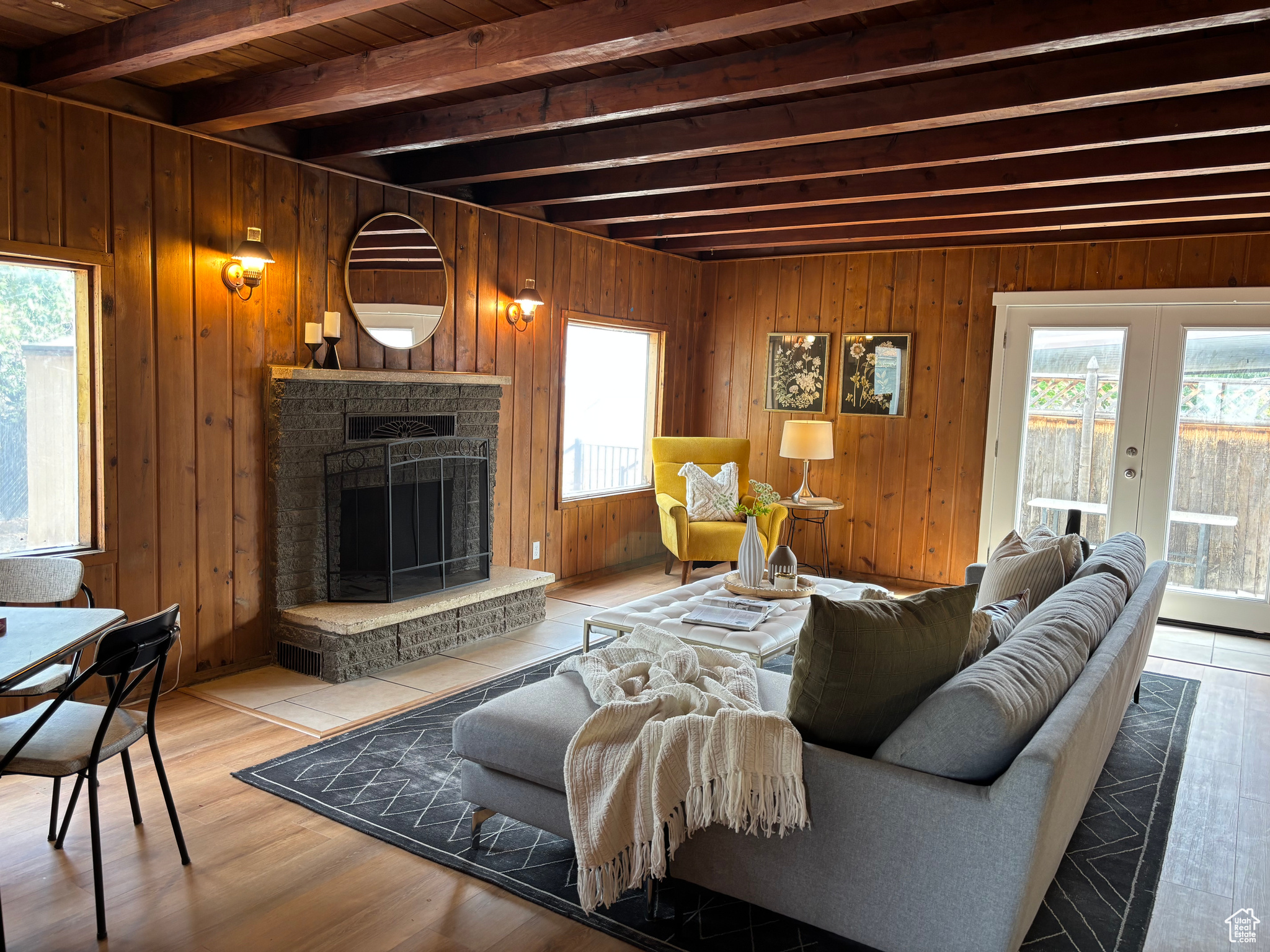 HOFFMAN HEIGHTS - Residential