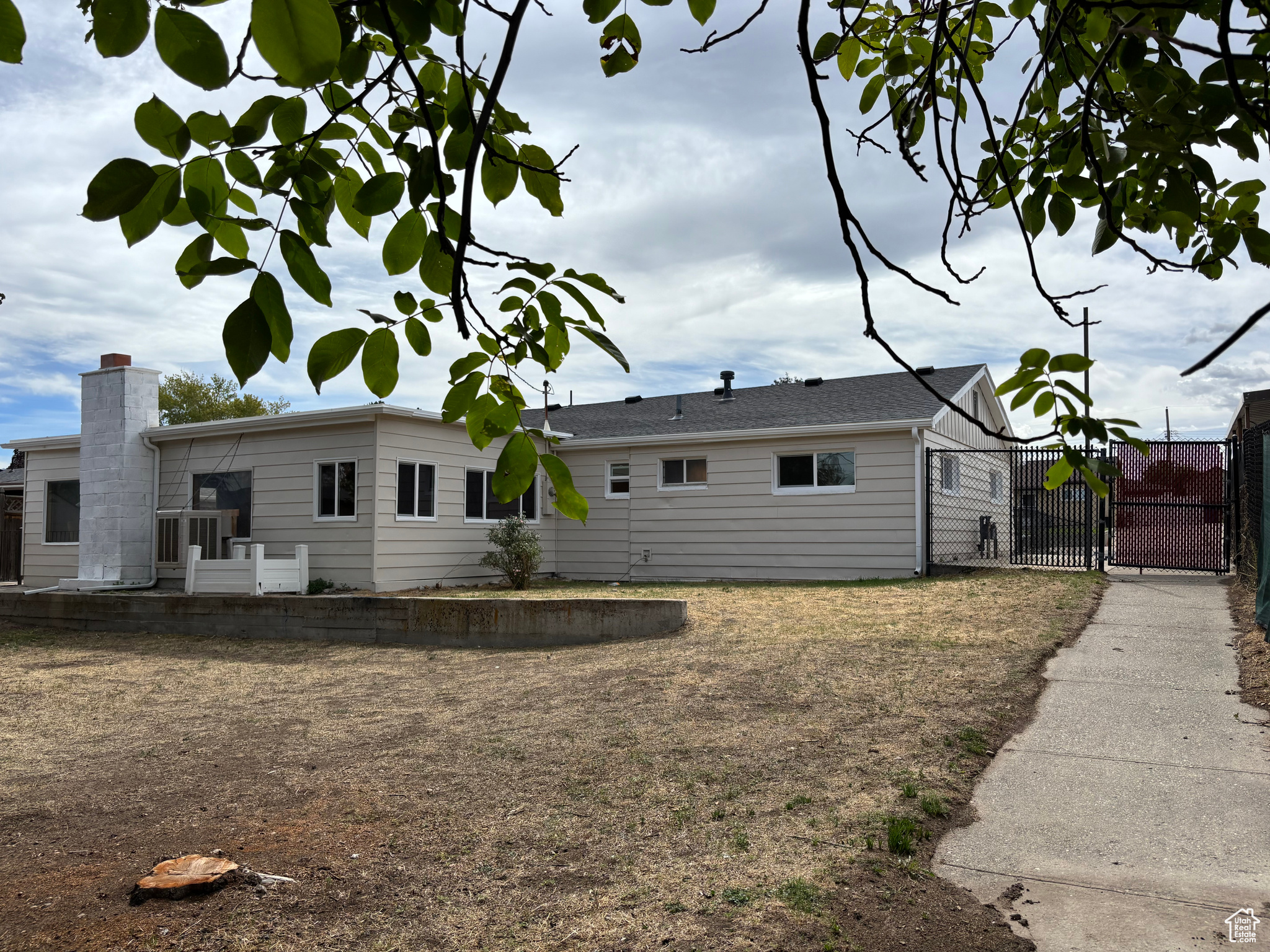 HOFFMAN HEIGHTS - Residential