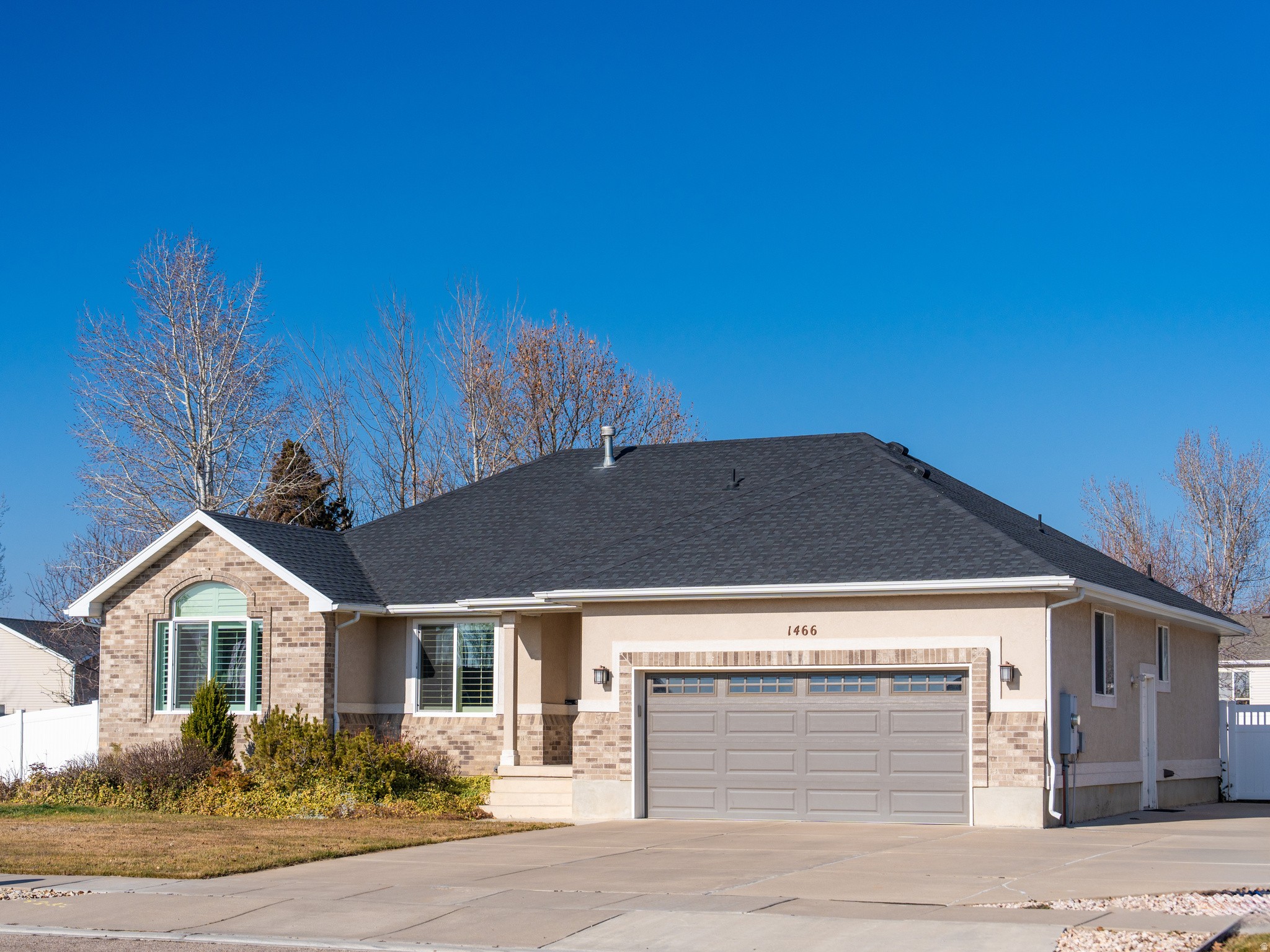 COBBLESTONE LANE - Residential