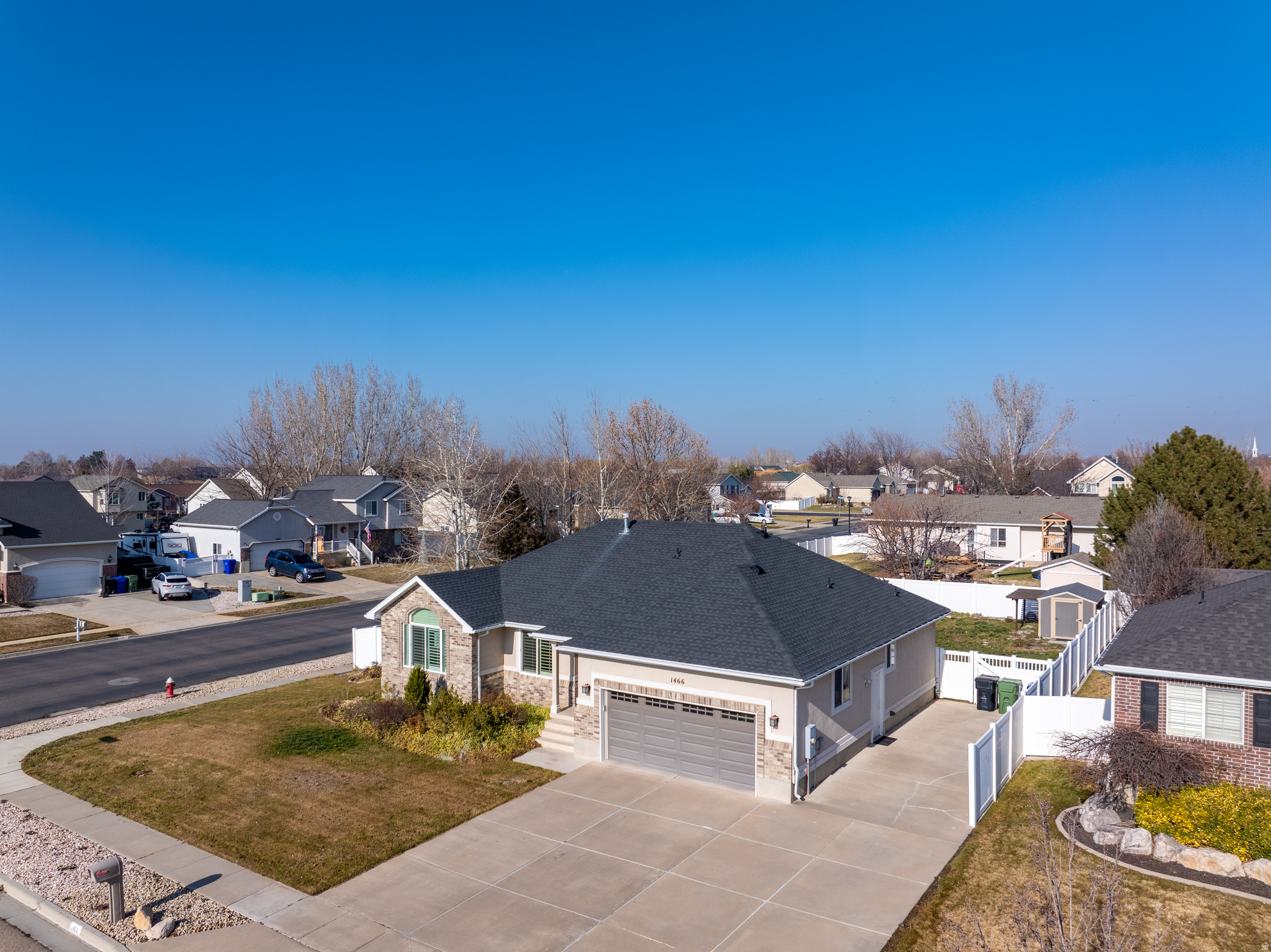 COBBLESTONE LANE - Residential
