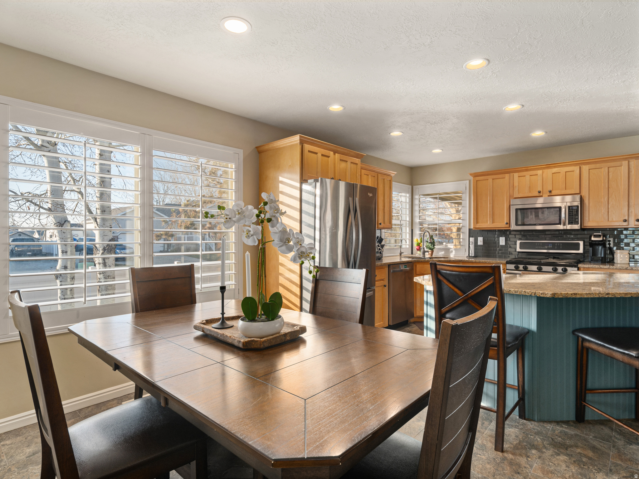 COBBLESTONE LANE - Residential