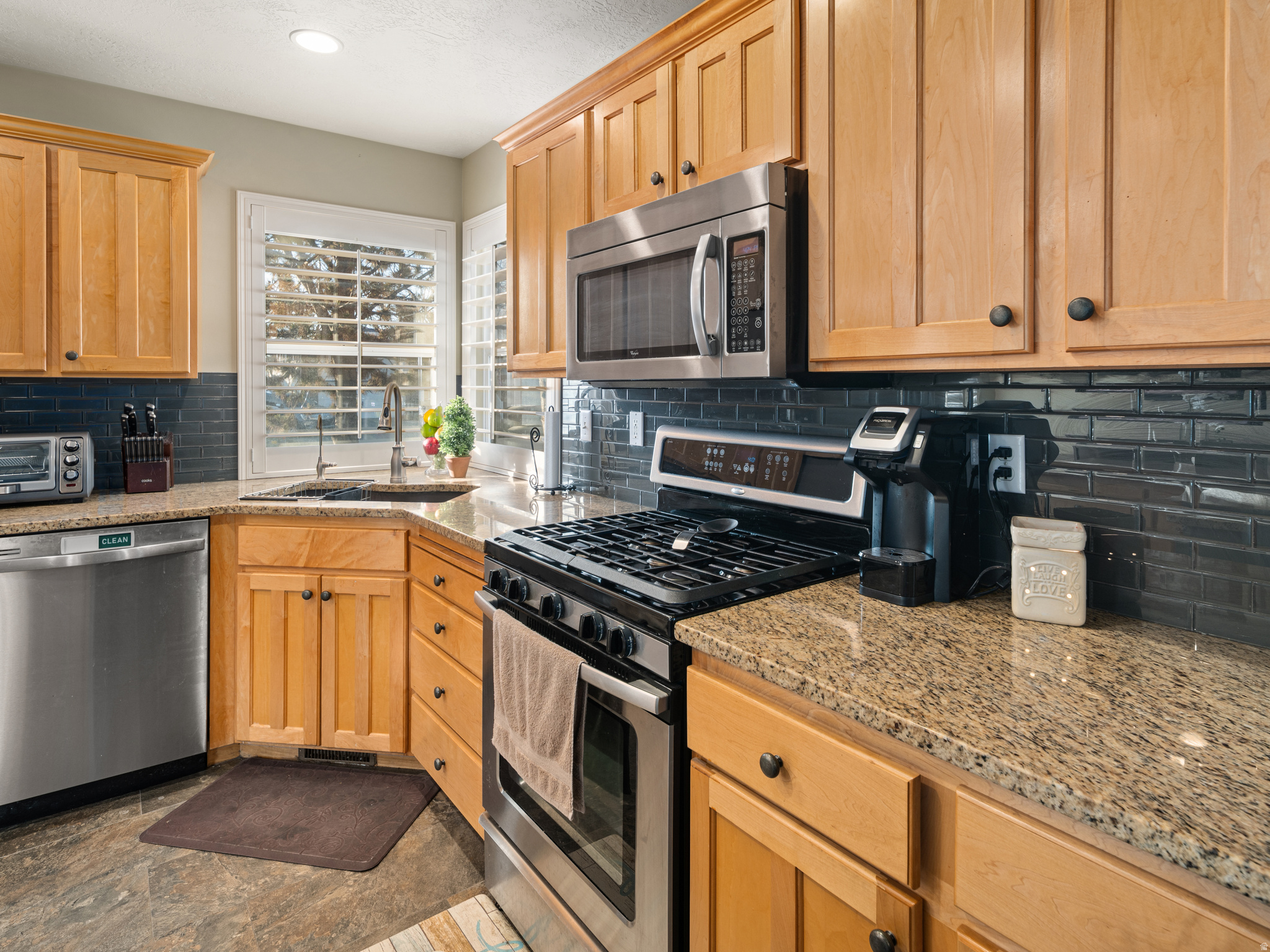 COBBLESTONE LANE - Residential