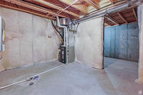 Tiny photo for 6006 W HIGHLANDBROOK DR, West Jordan, UT 84081 (MLS # 2119692)