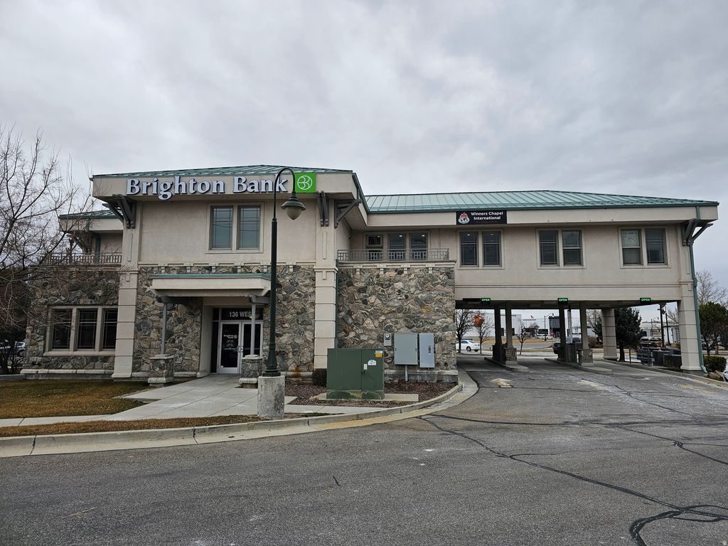 Photo of 136 W 12300 S, Draper, UT 84020 (MLS # 2140906)