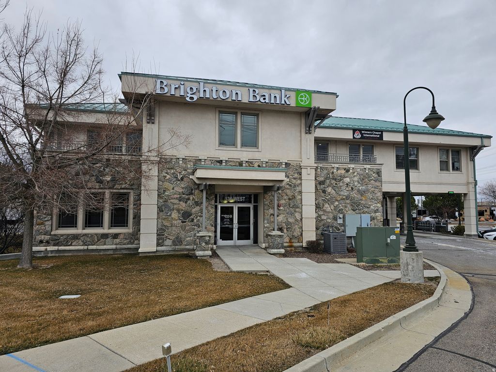 Photo of 136 W 12300 S, Draper, UT 84020 (MLS # 2140906)