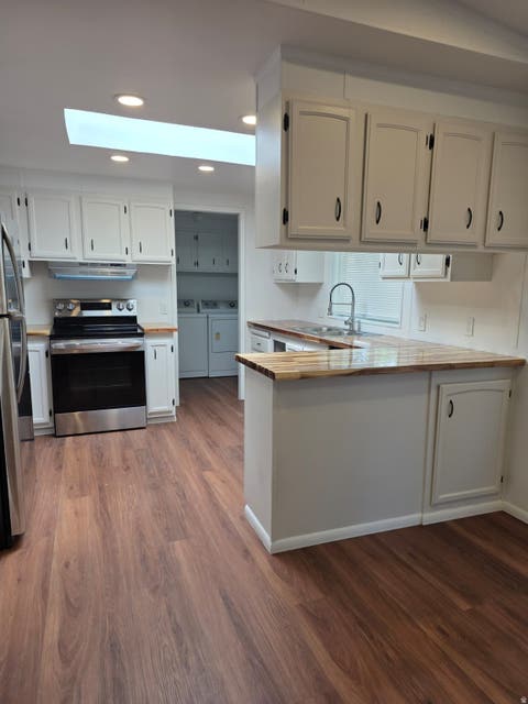 Tiny photo for 4451 S CHICKASHA ST #210, Murray, UT 84107 (MLS # 2175015)