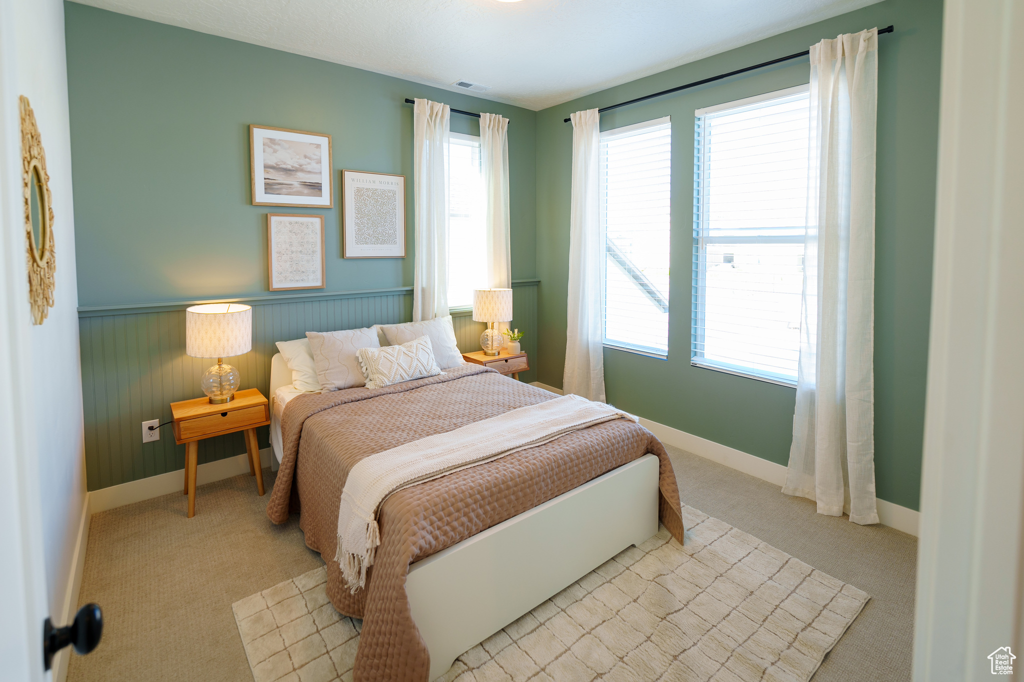 DAYBREAK - Residential