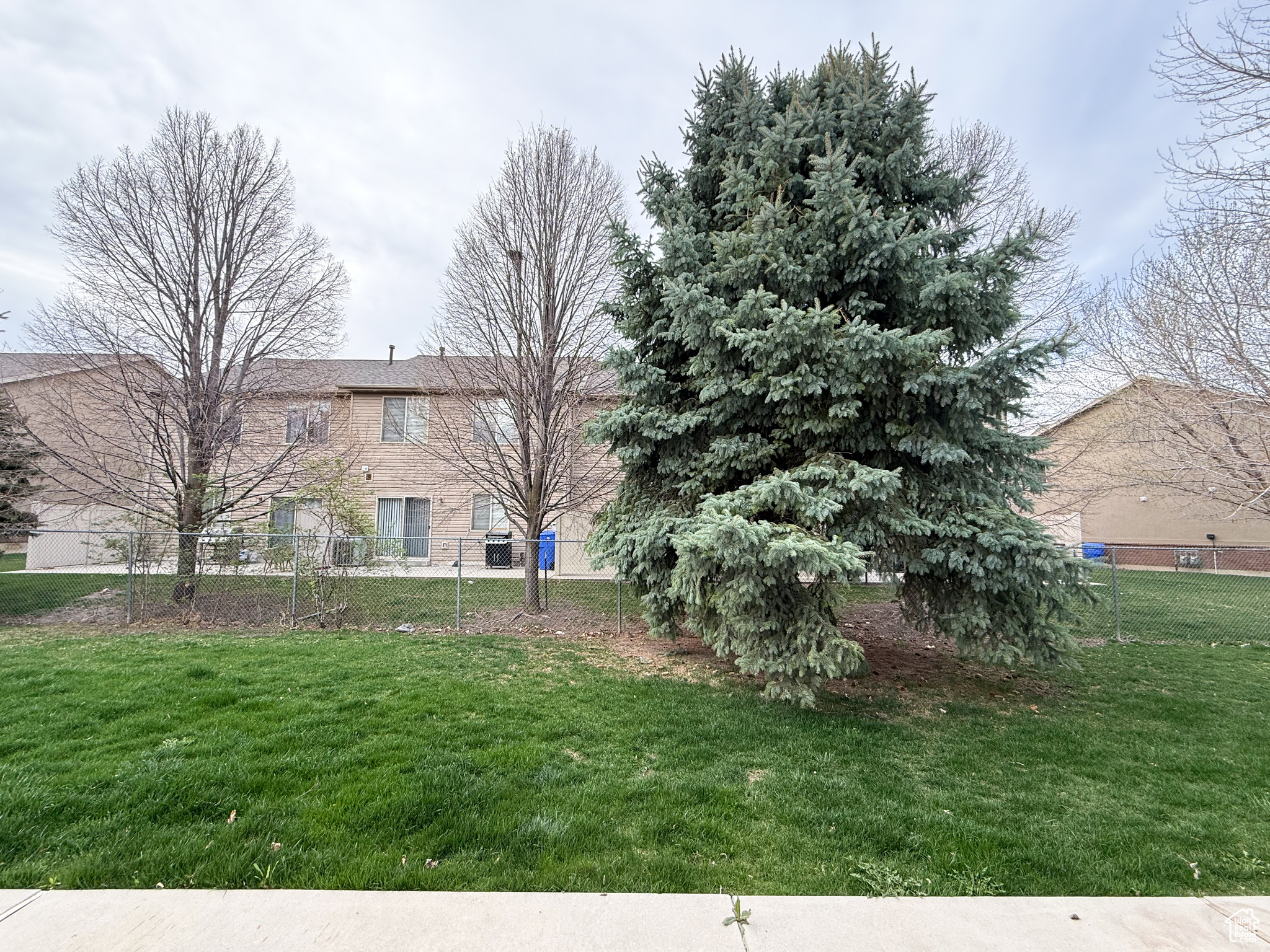 BLACKHAWK - Residential