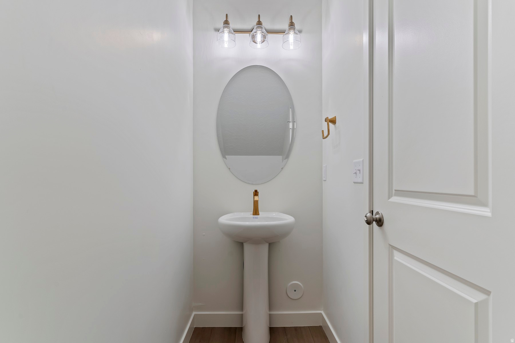 DAYBREAK - Residential