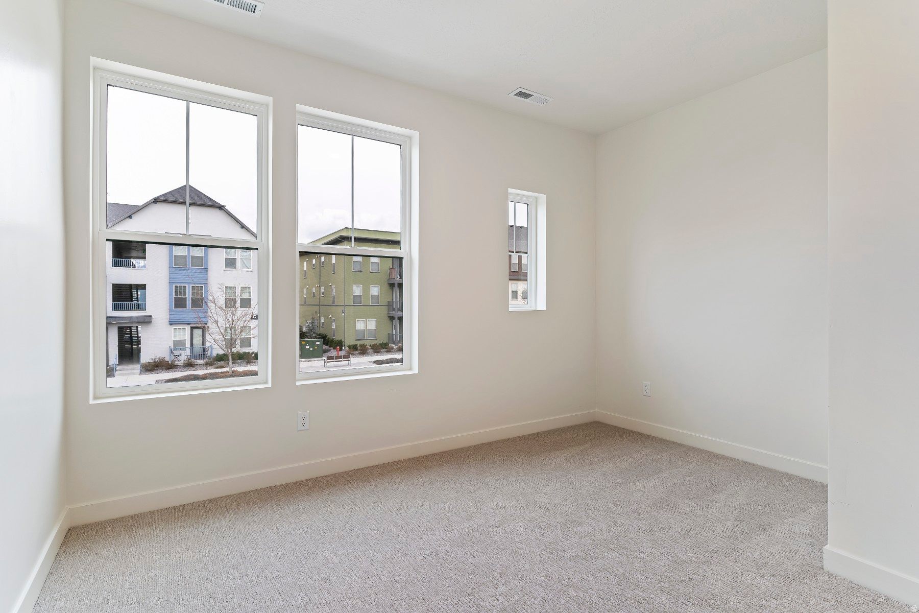 DAYBREAK - Residential