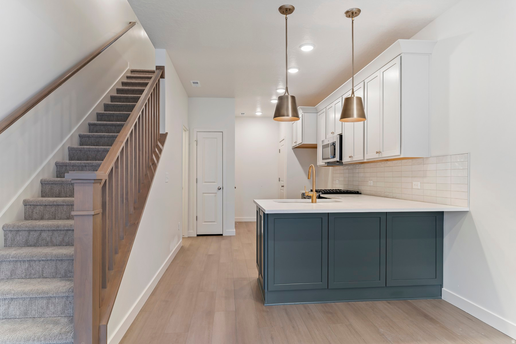 DAYBREAK - Residential