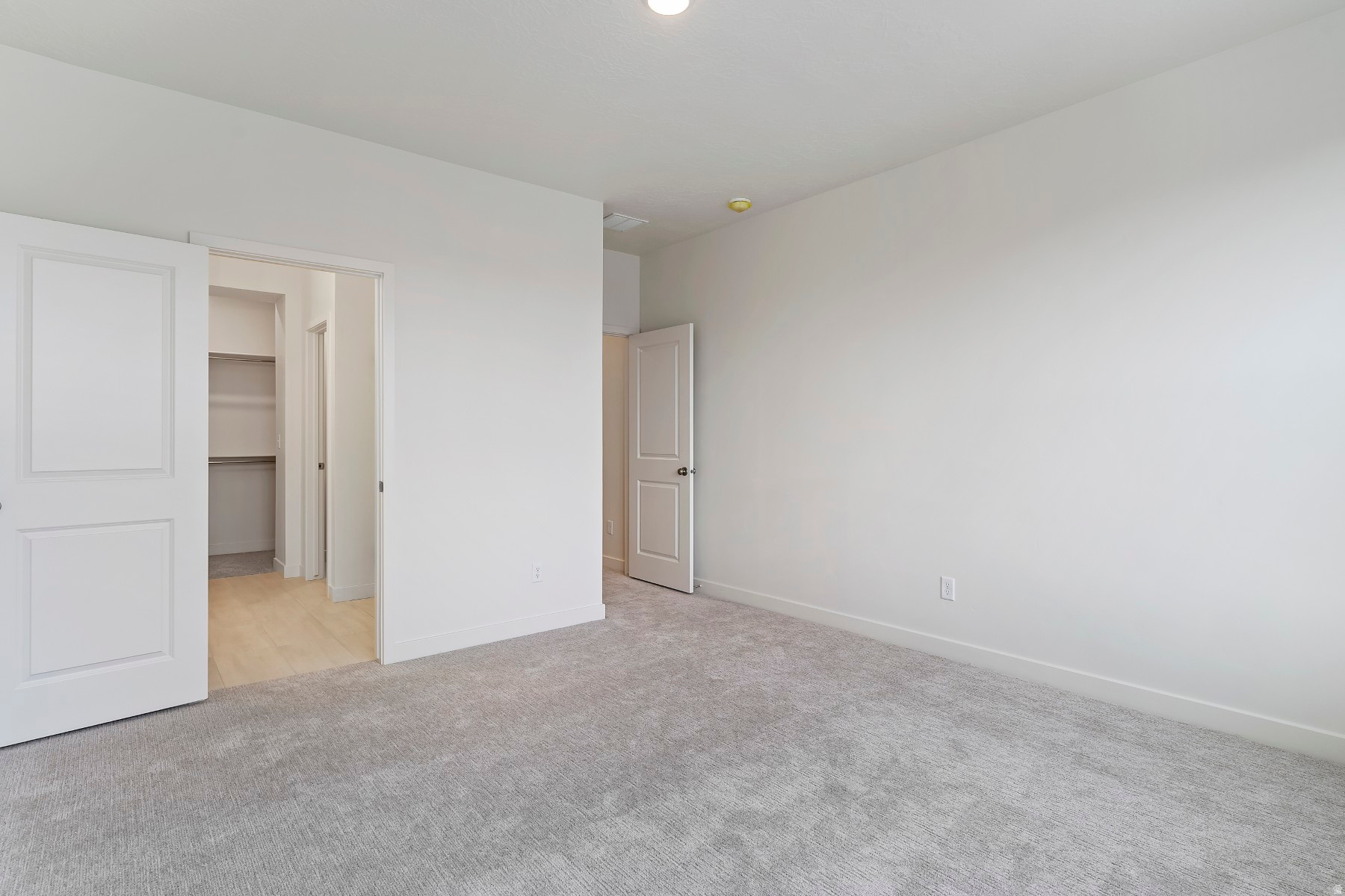 DAYBREAK - Residential