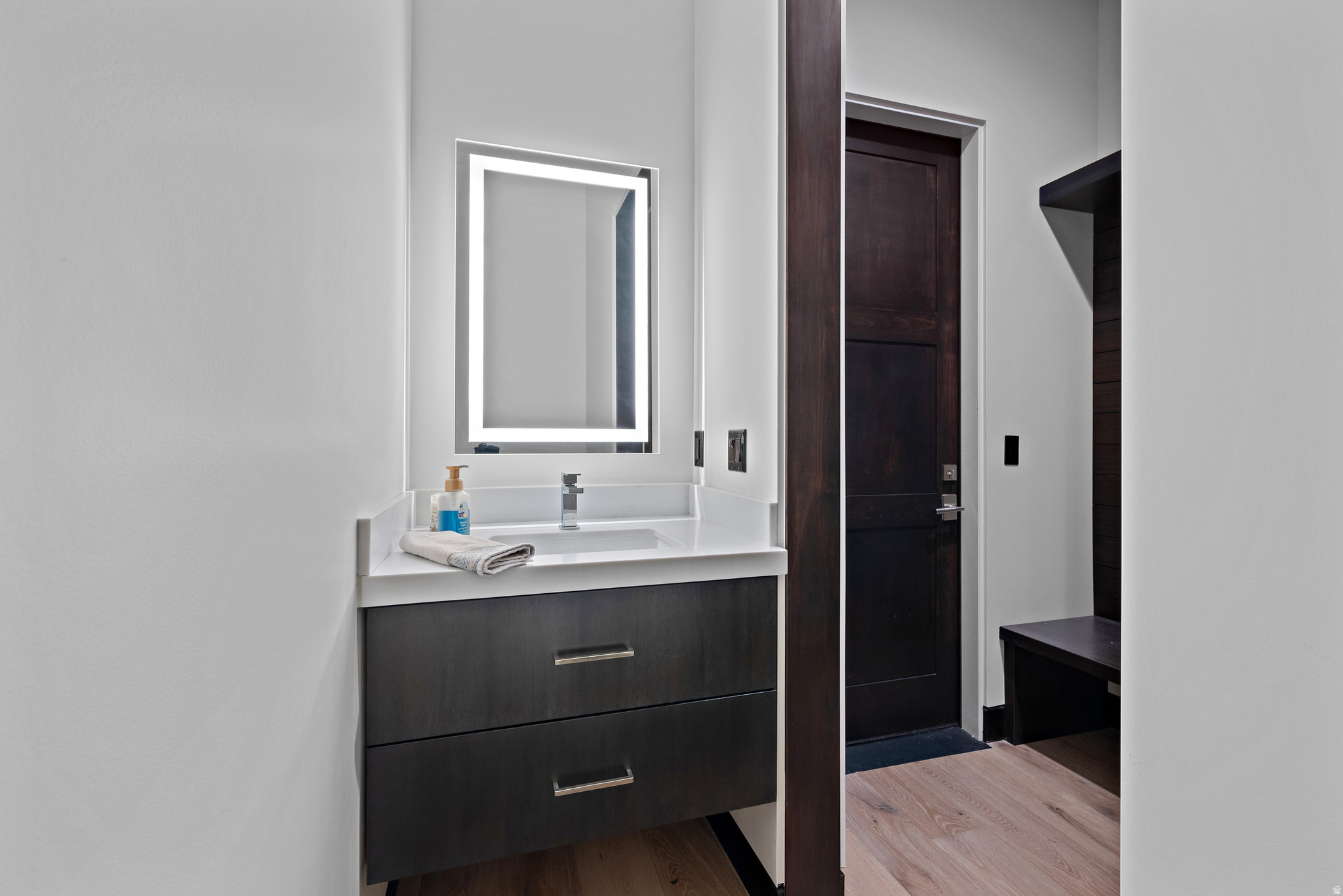 RED LEDGES - Residential