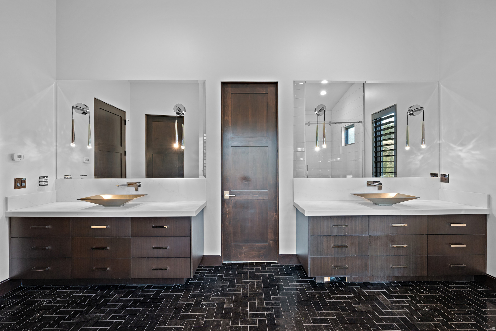 RED LEDGES - Residential