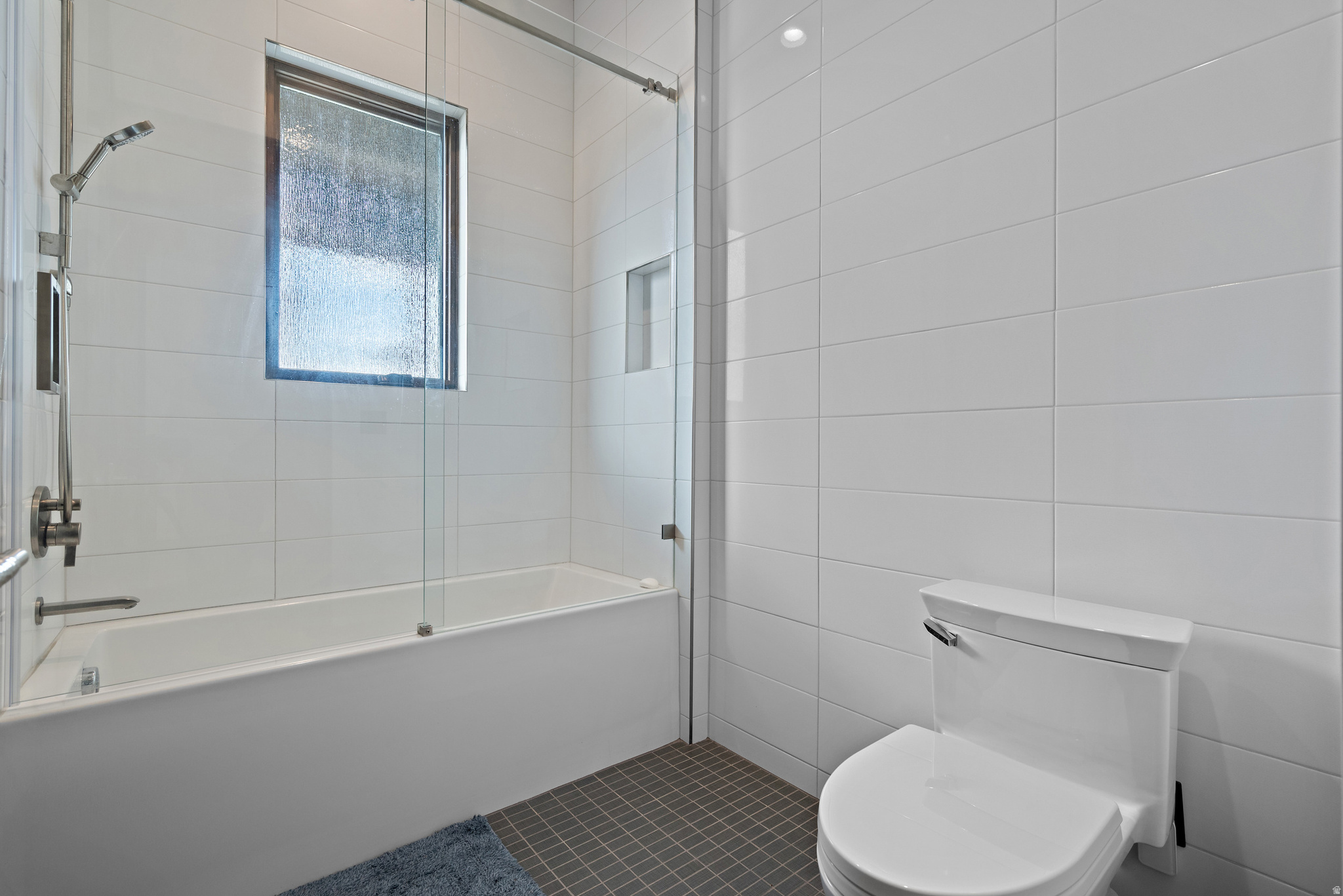 RED LEDGES - Residential