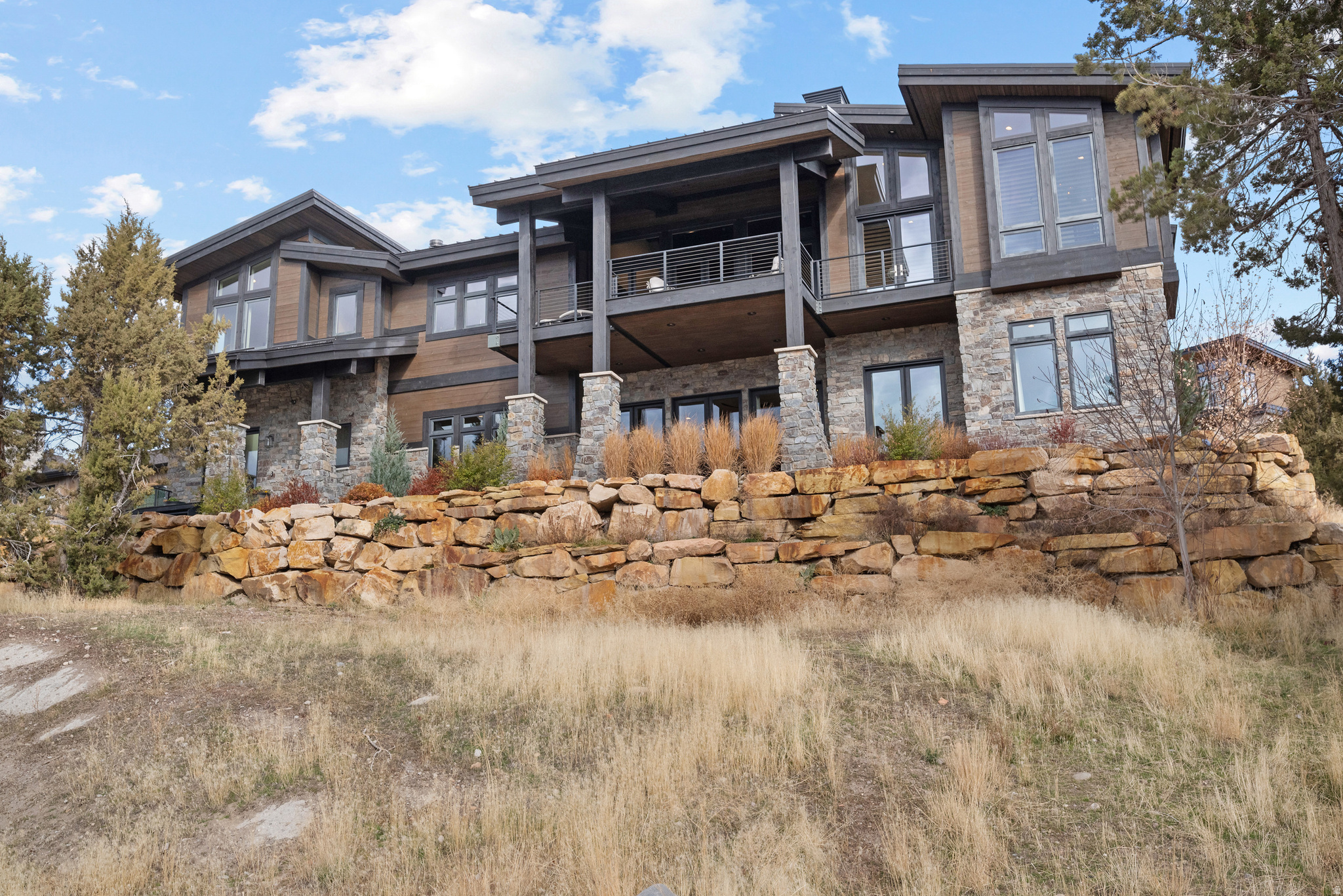 RED LEDGES - Residential