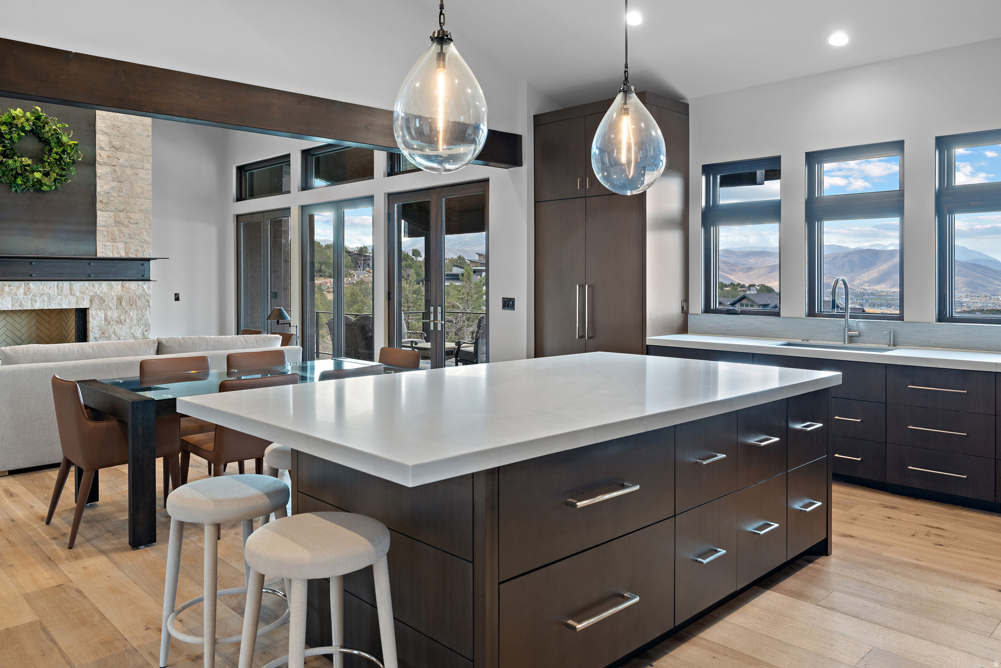 RED LEDGES - Residential