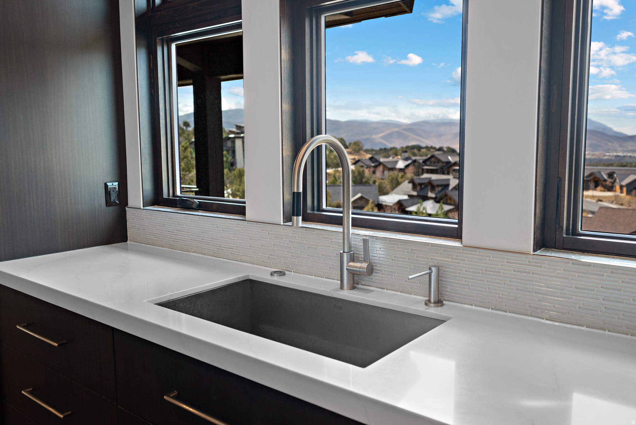 RED LEDGES - Residential