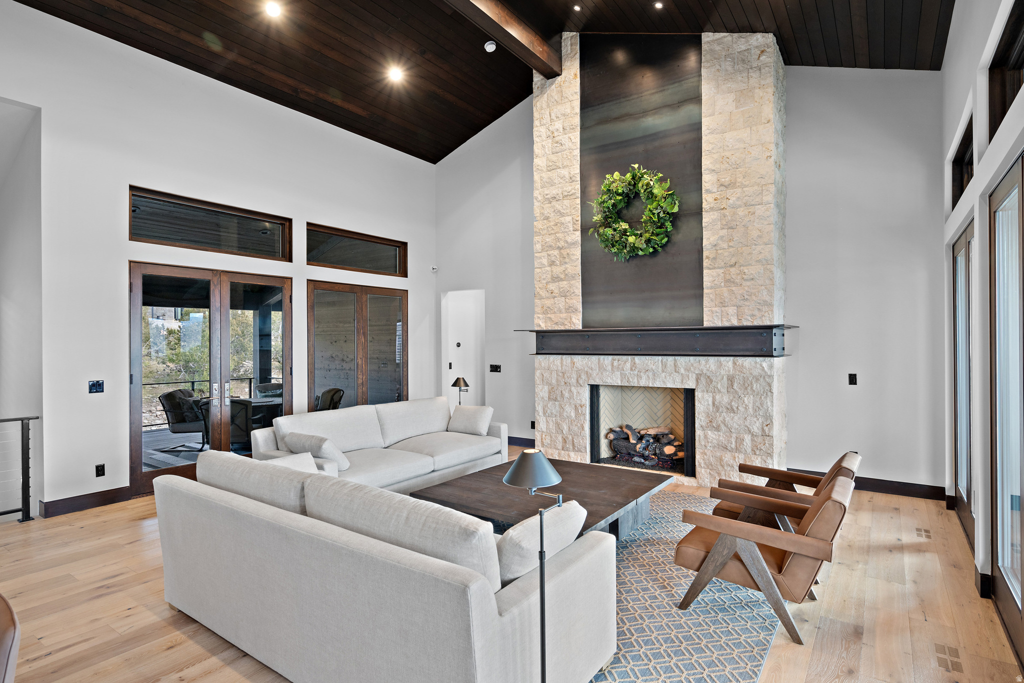 RED LEDGES - Residential