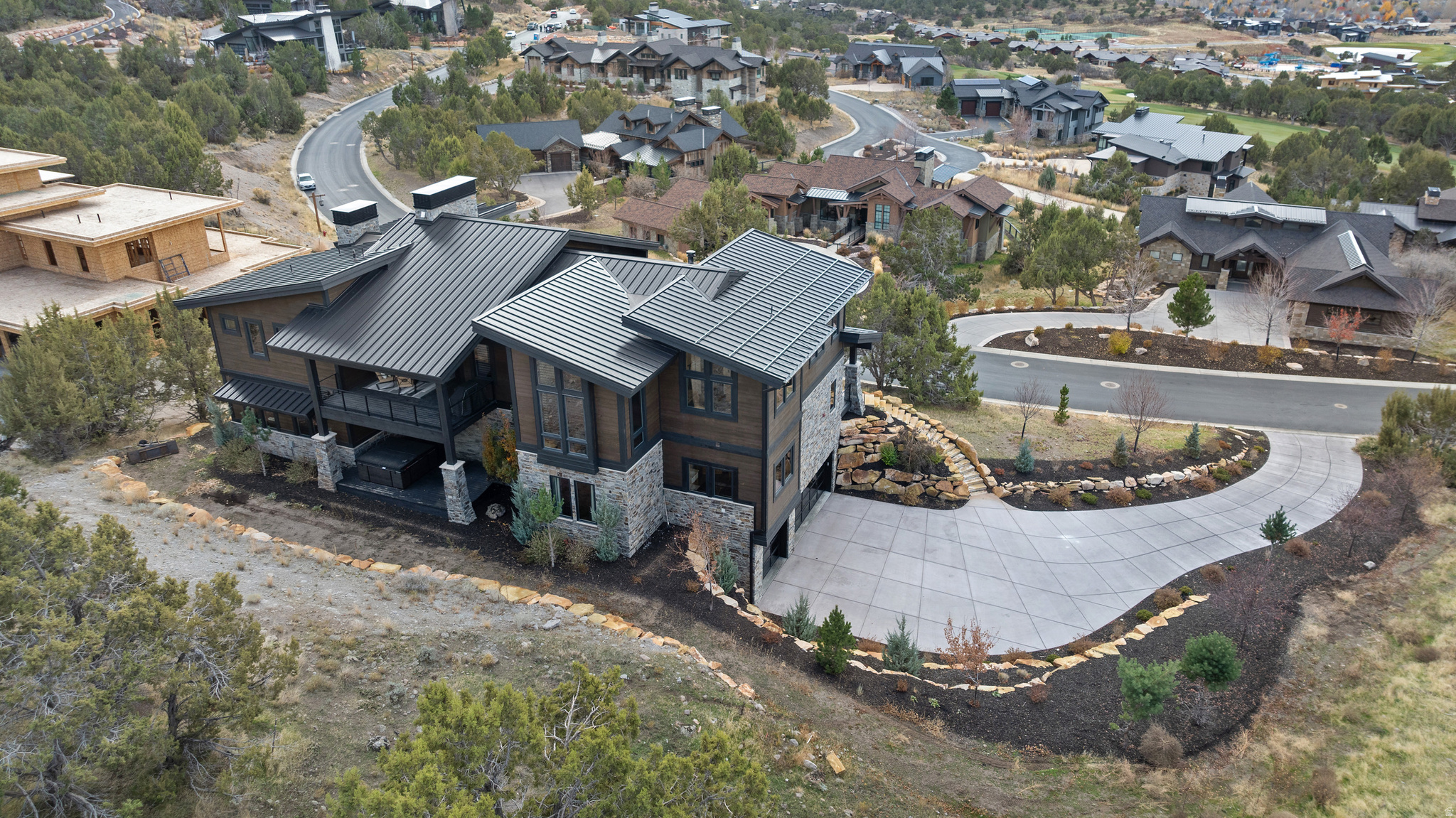 RED LEDGES - Residential