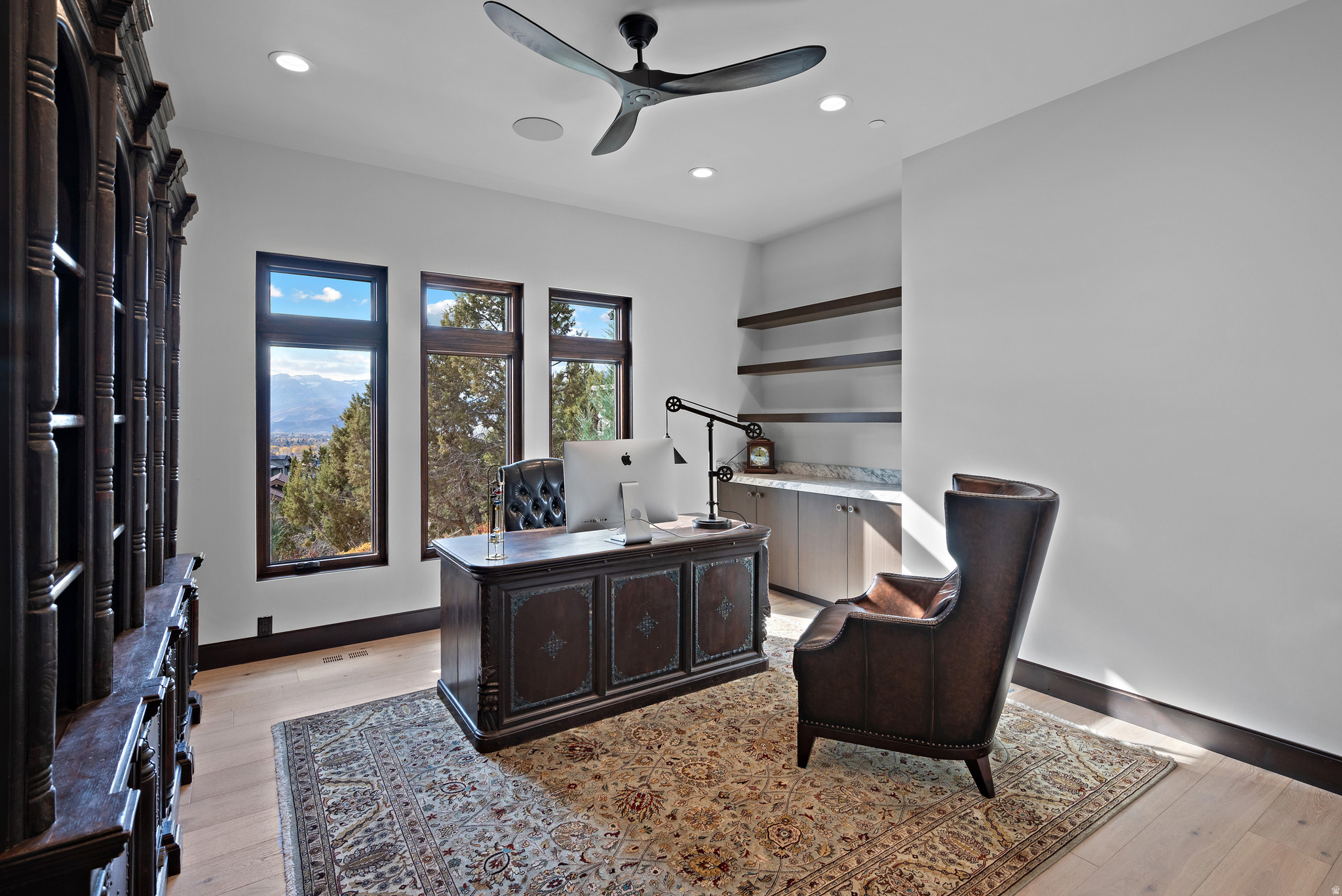 RED LEDGES - Residential