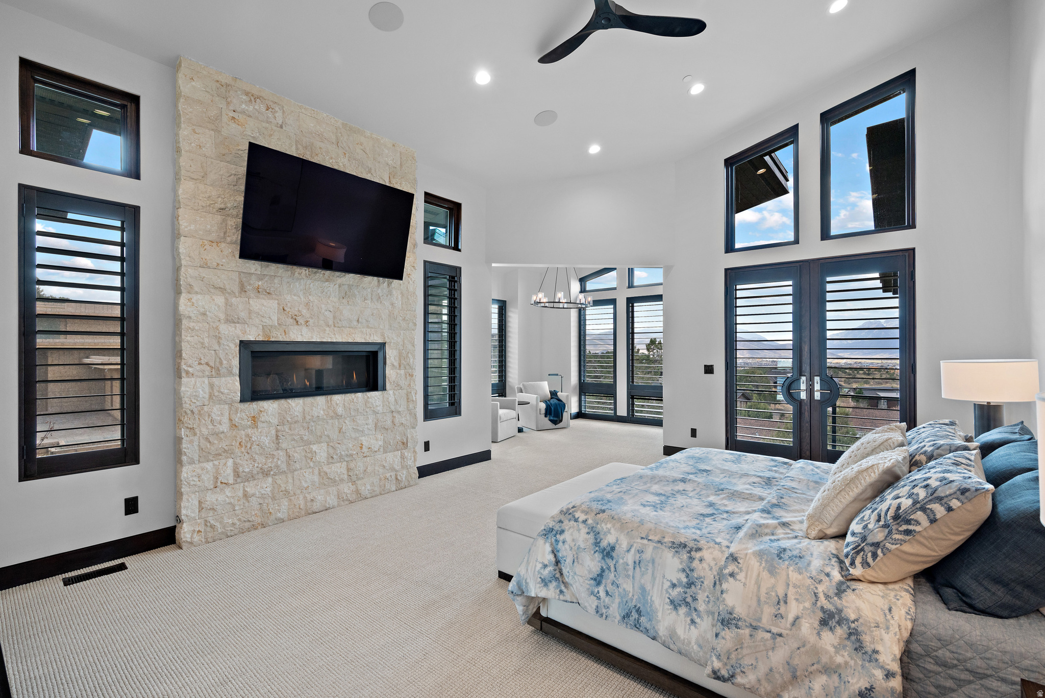 RED LEDGES - Residential