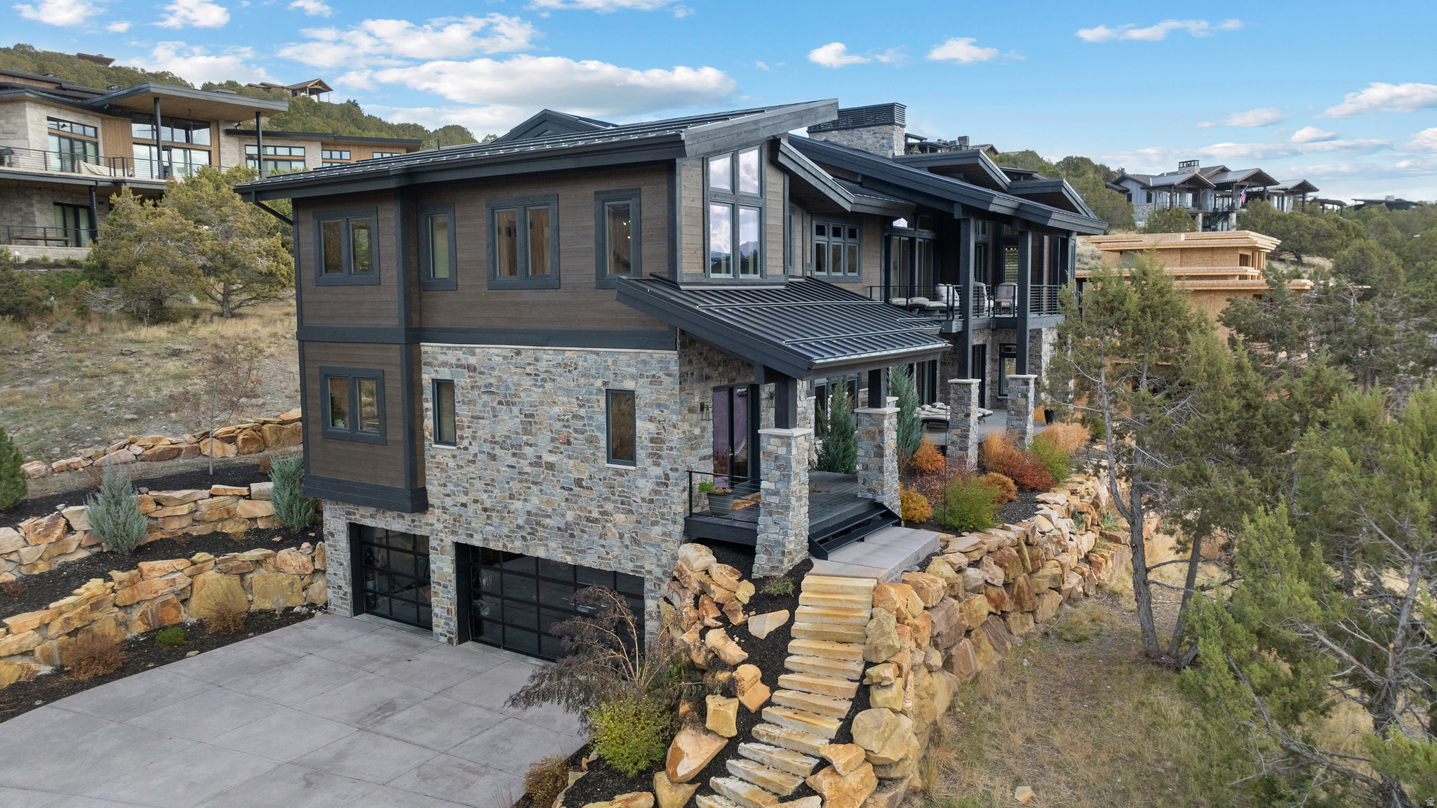 RED LEDGES - Residential