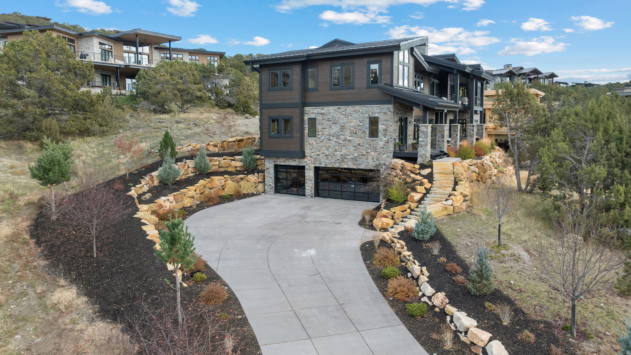 RED LEDGES - Residential