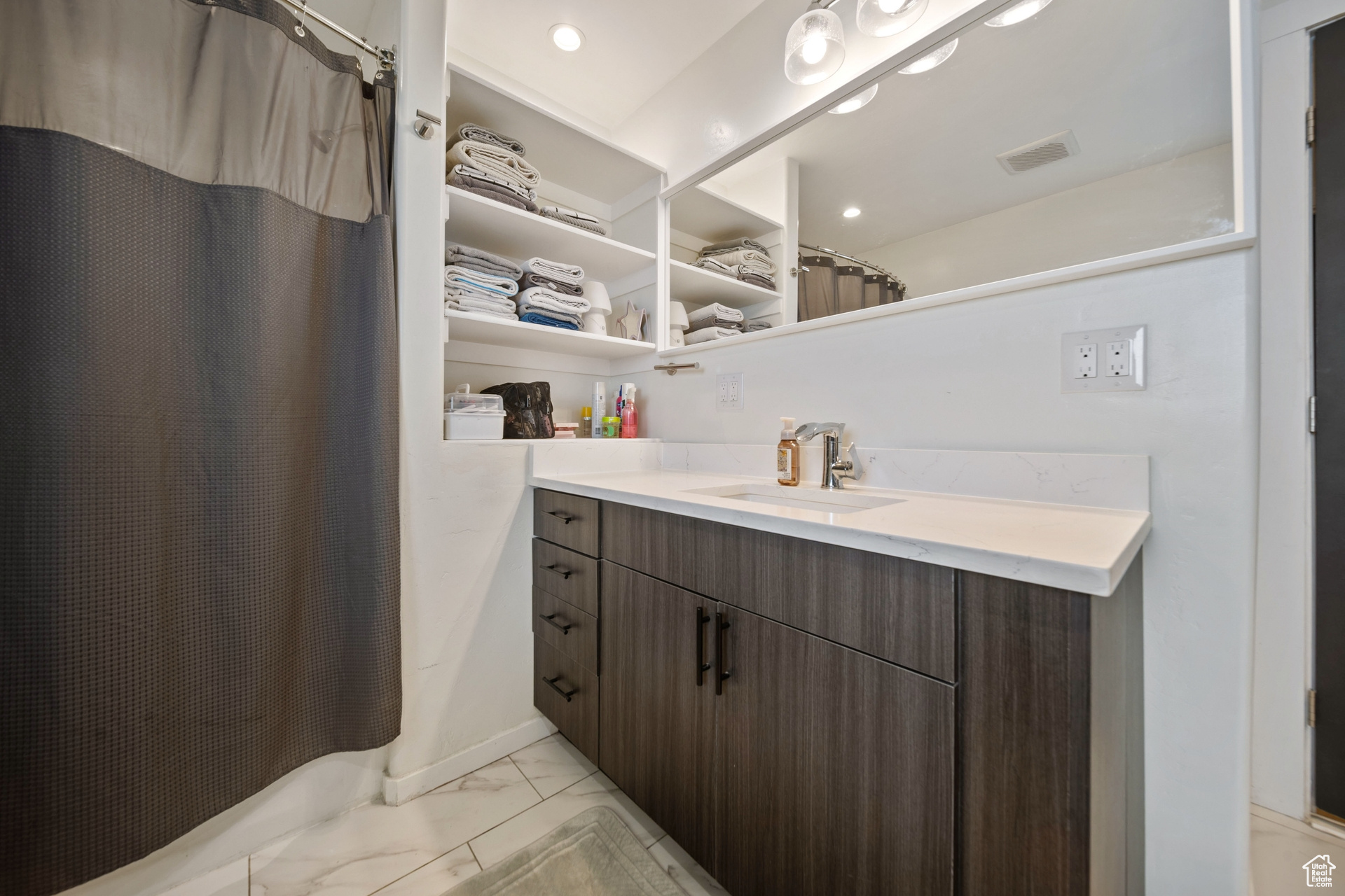 BAILEY ACRES - Residential