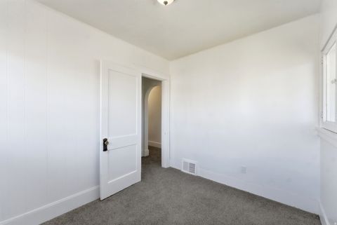 Tiny photo for 2721 JACKSON AVE, Ogden, UT 84403 (MLS # 2127169)