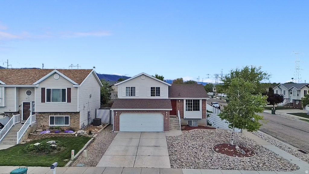 Photo of 78 E 2550 S, Clearfield, UT 84015 (MLS # 2153129)